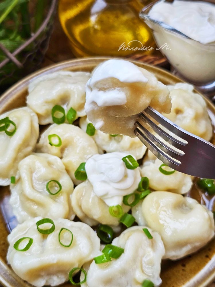 Пельмешки со сметаной