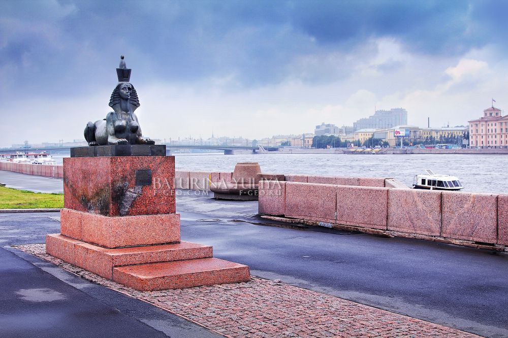 Памятник жертвам политических репрессий, Анна Ахматова, тюрьма Кресты, Санкт-Петербург
