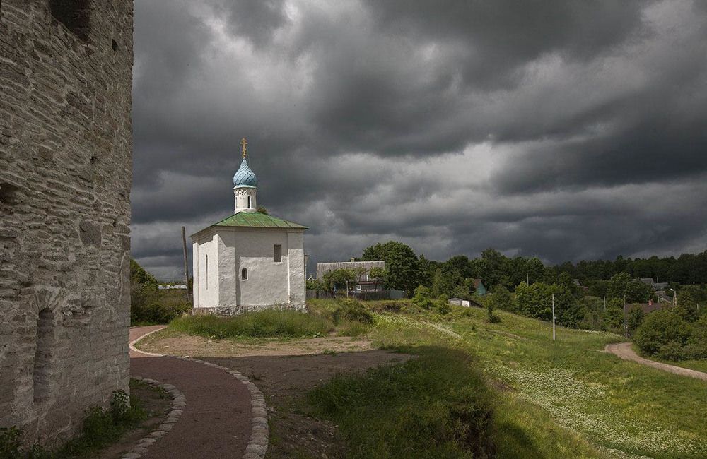 Изборск