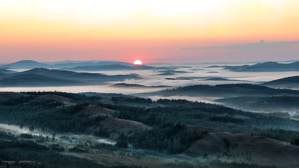 Рассвет на хр. Нурали