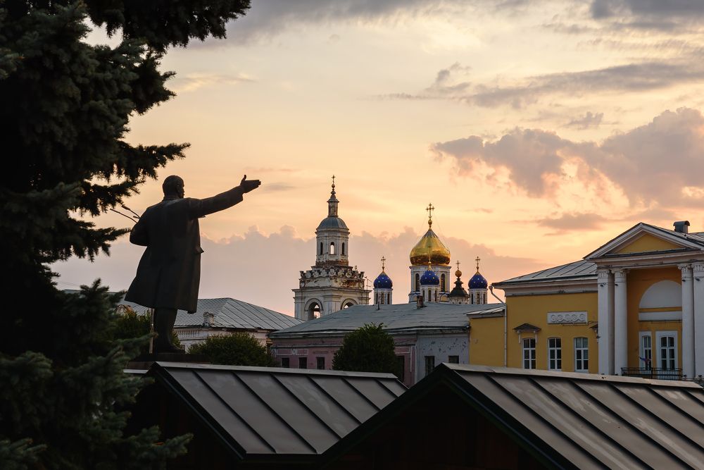 По улочкам...