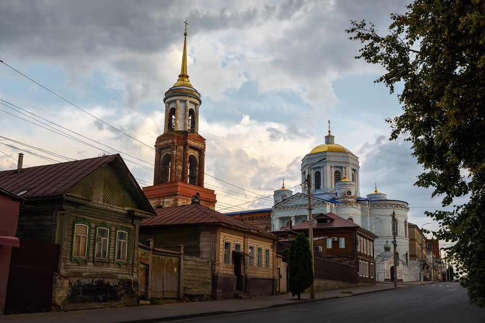 По улочкам...