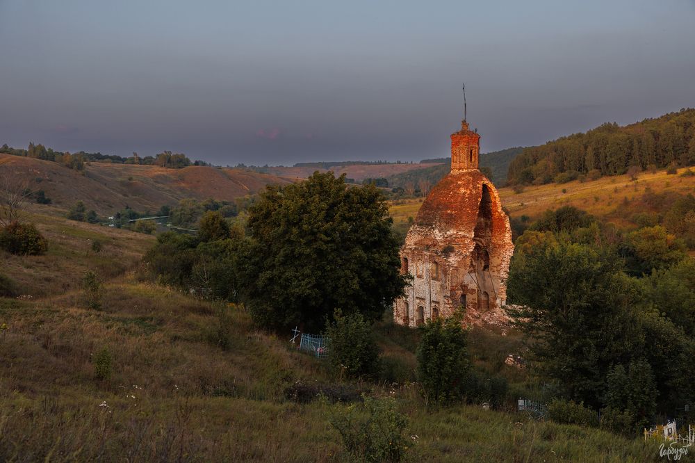 Церковь Архангела Михаила в Маслово на Мече