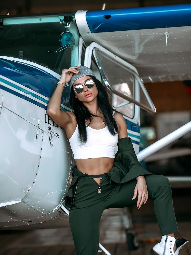 Таня