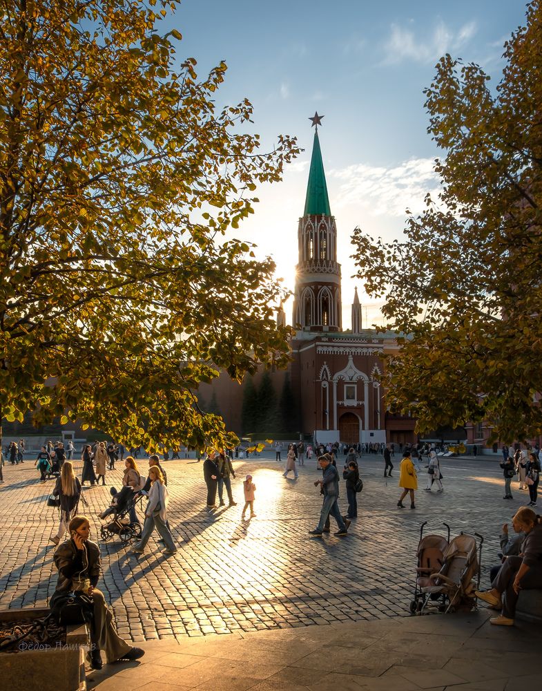 На золотой площади Кремля