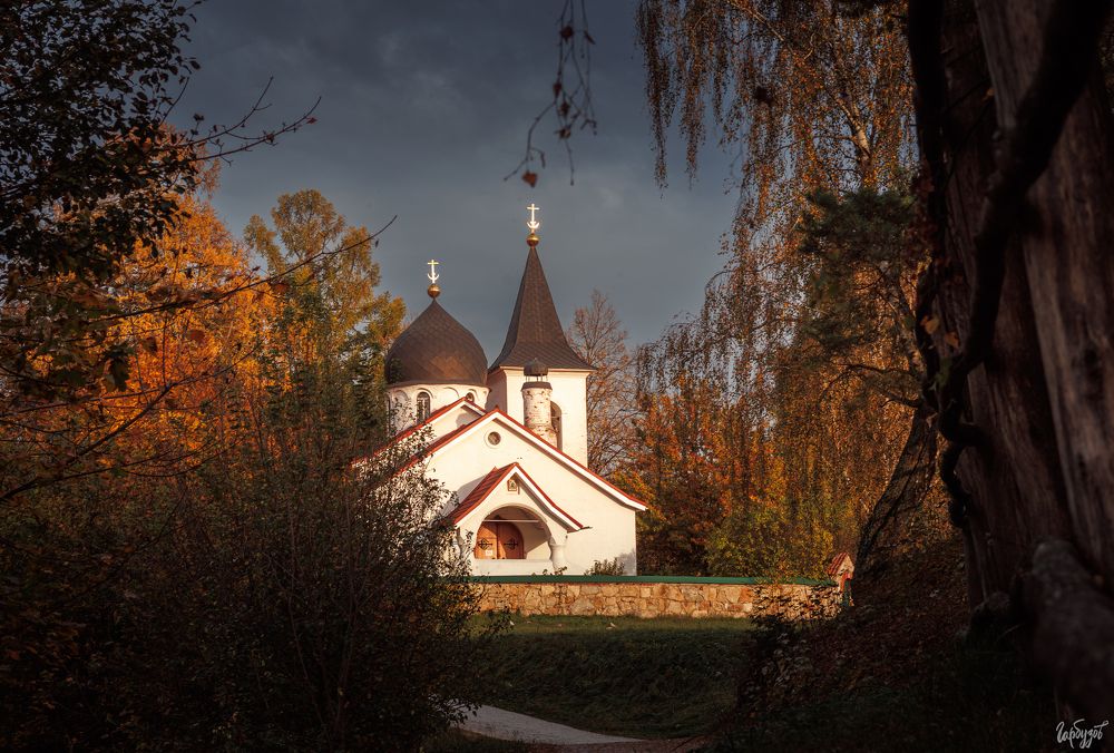 Церковь Троицы Живоначальной в Бёхово