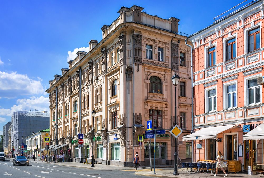 Городские усадьбы на улице Покровка, Москва