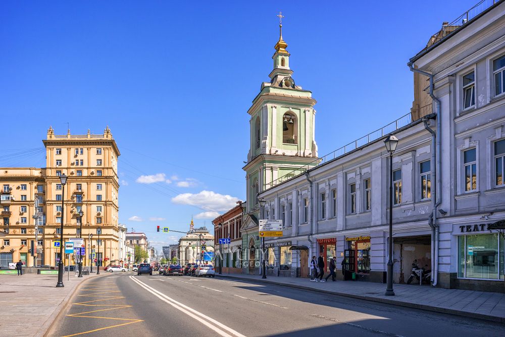 Колокольня церкви Иоанна Предтечи на Покровке