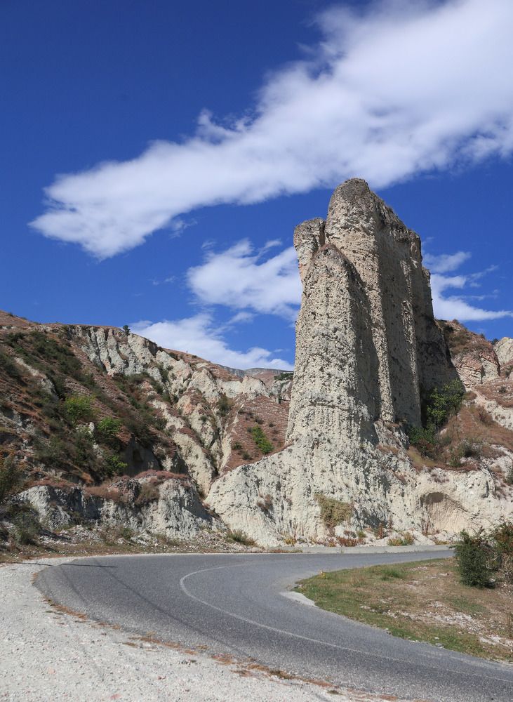 Унцукульские эоловые столбы