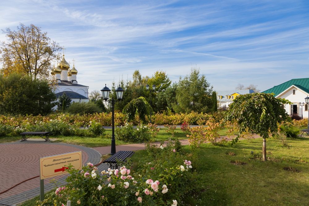 Женский монастырь