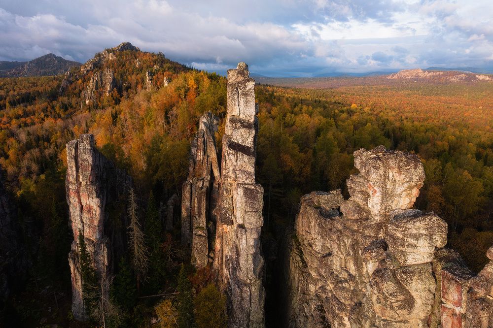 Королевство каменных столбов
