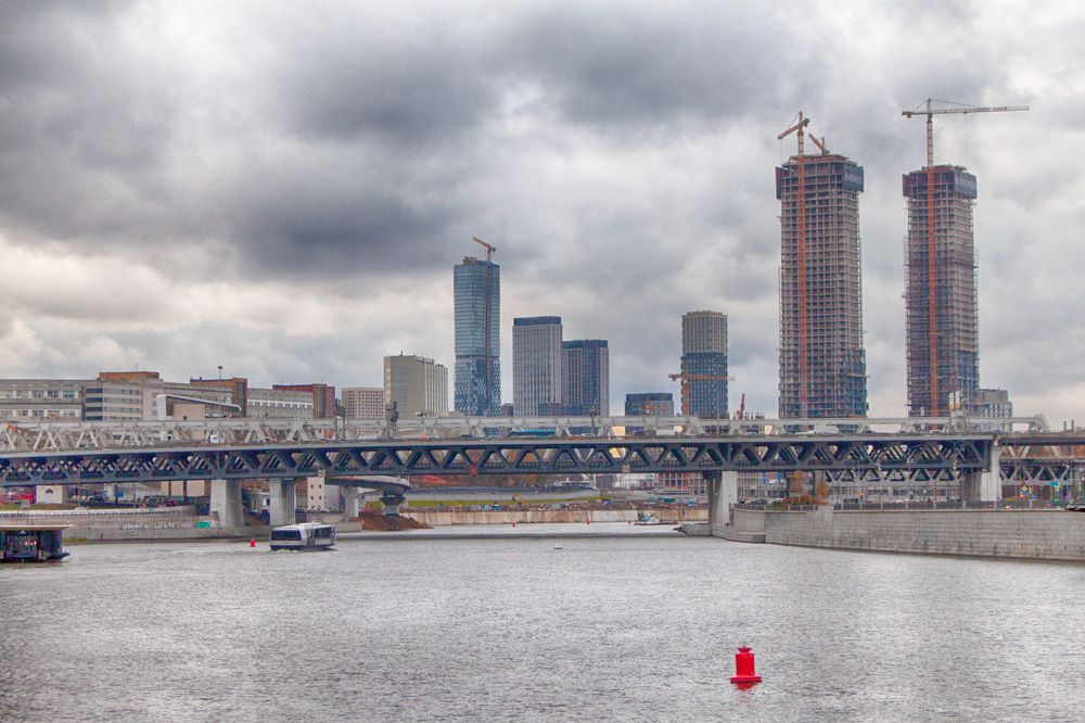 Прогулка возле Москва сити.