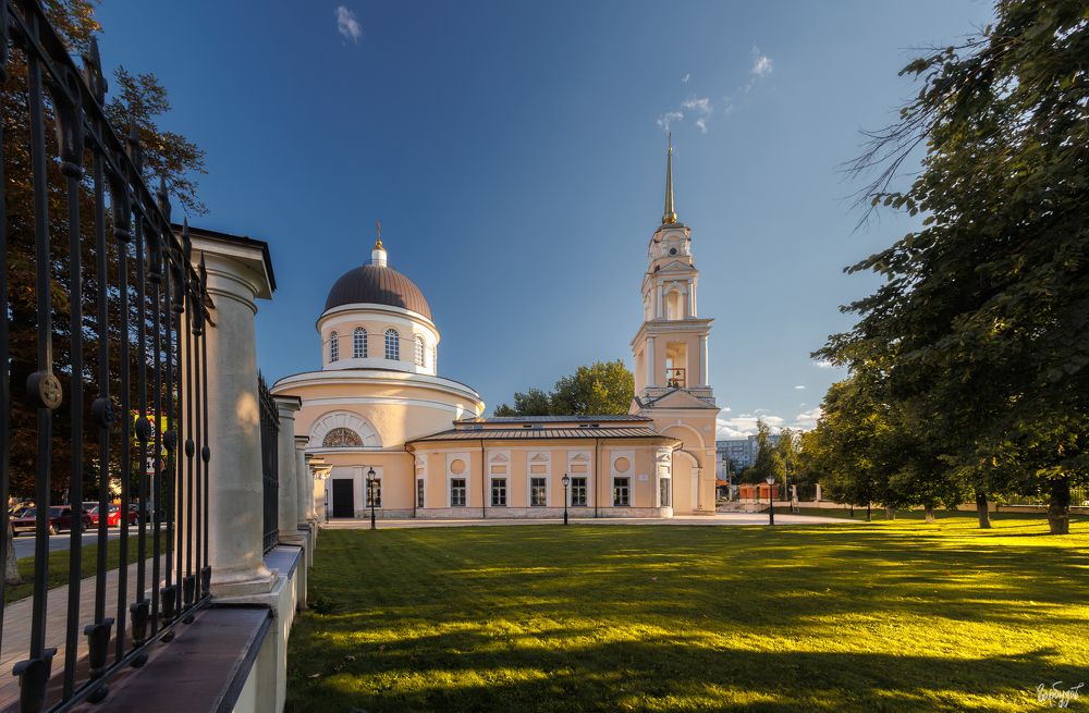 Храм первоверховных святых апостолов Петра и Павла. Тула.