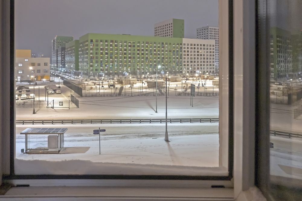 Утром выглянул в окно