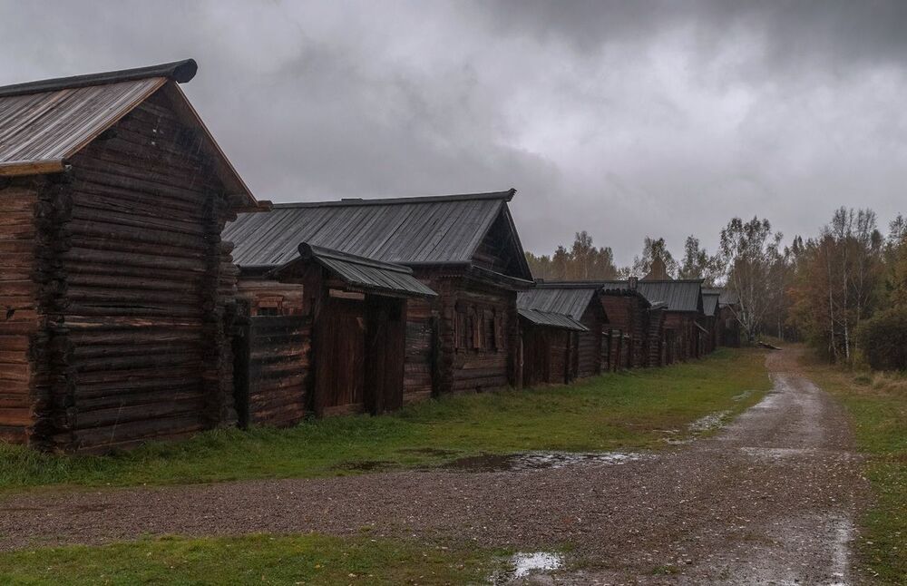 Серый день или улица без жителей