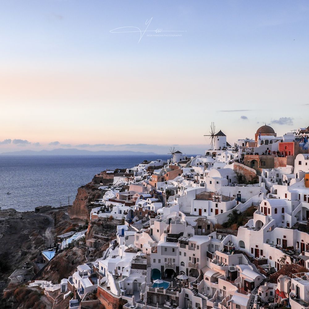 Magnificent sunset view from Oia, Santorini to the Caldera