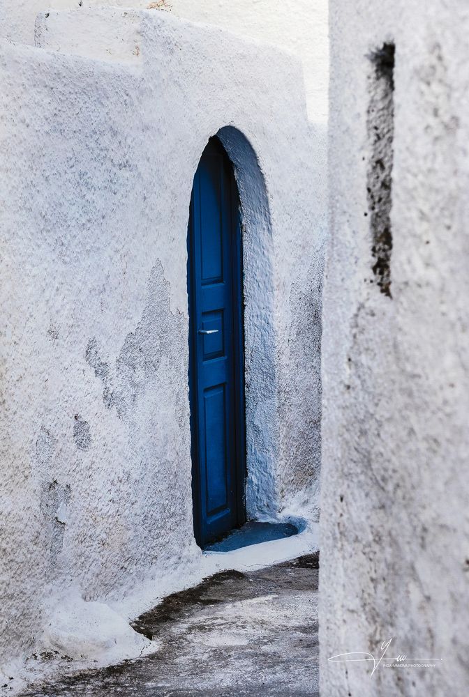 Santorini door