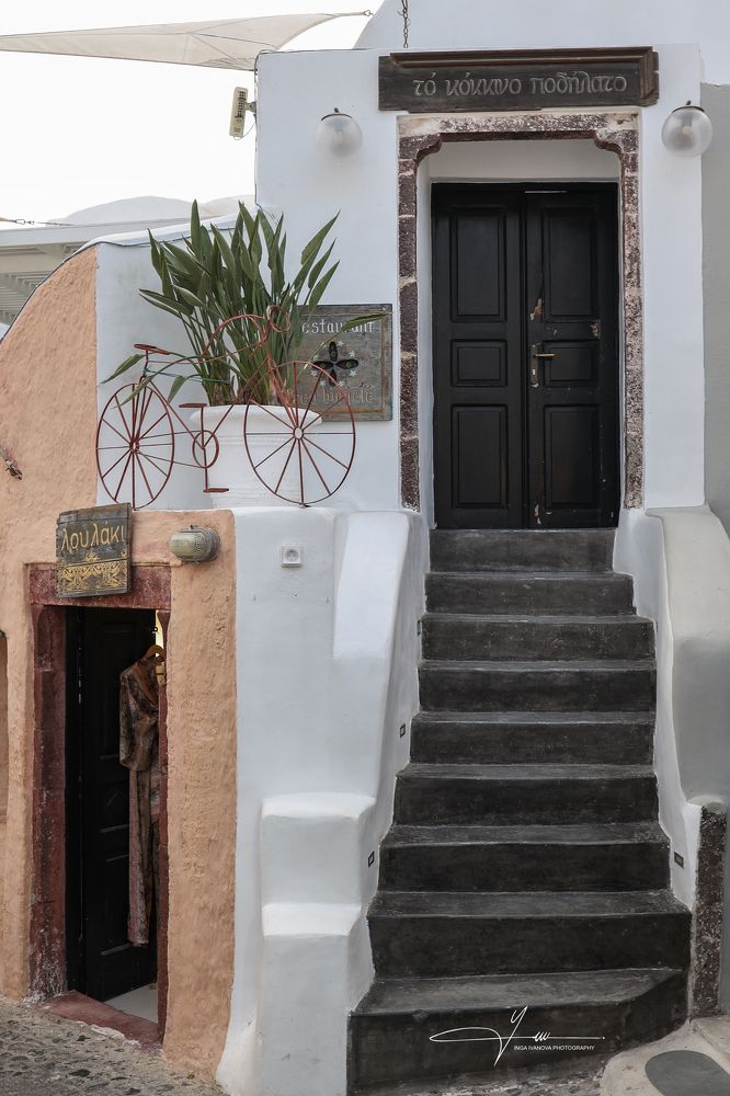 Santorini door