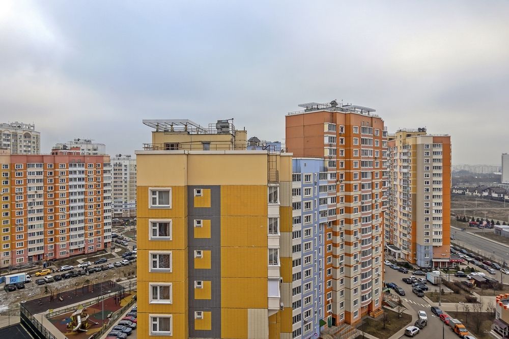 Между домами в Новой Москве