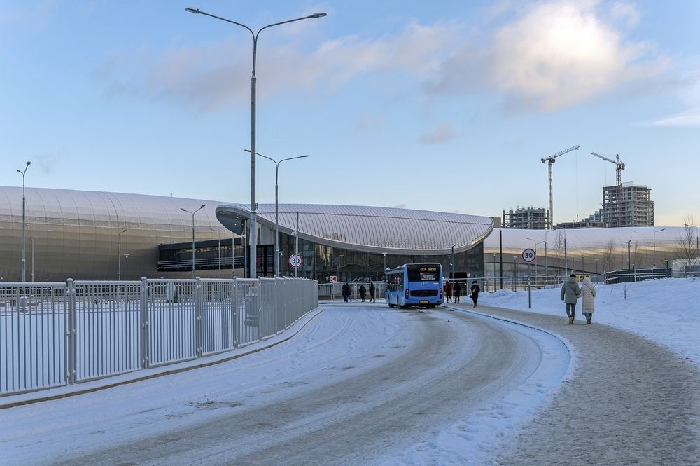 У новой станции метро "Потапово"