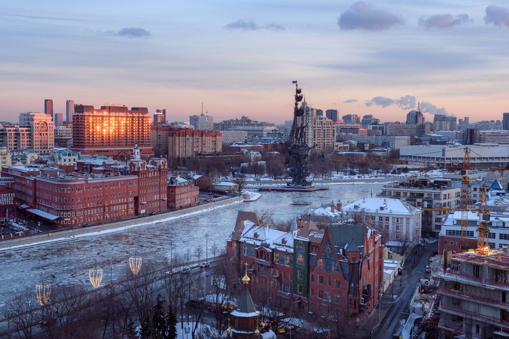 Вечер пятницы в Москве. 21.02.2025