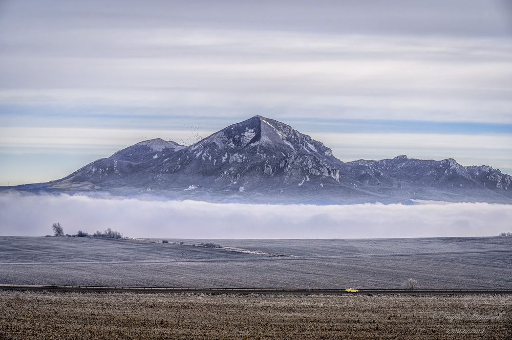 Летящая гора