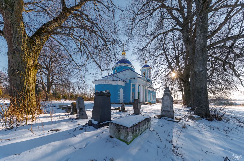 Храм Рождества Пресвятой Богородицы в Никитино.