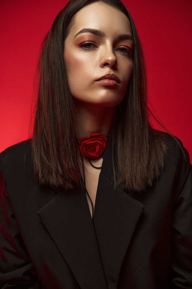 Red / 2024