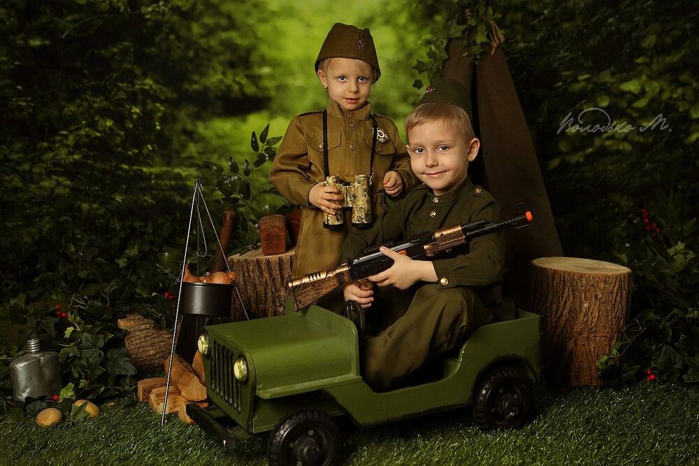 С Наступающим!