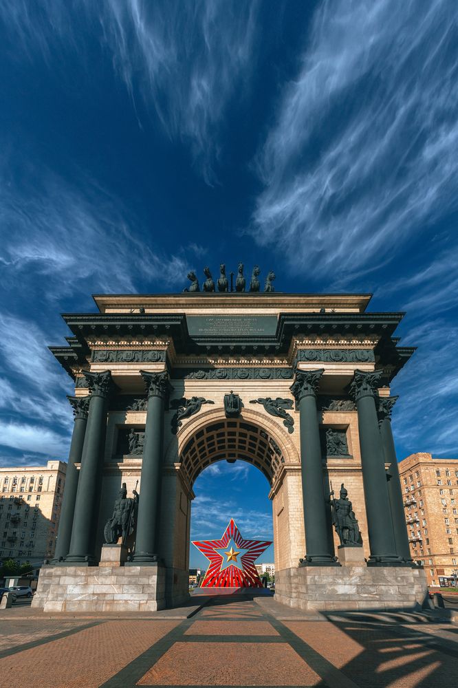 Москва в период празднования Дня Победы (архив)