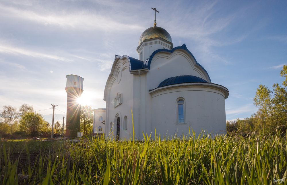 Храм \"Всецарица\". Ломинцевский, Щекинский район.