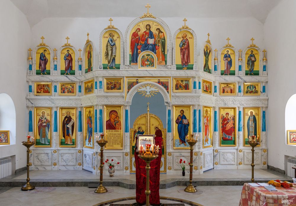 Храм \"Всецарица\". Ломинцевский, Щекинский район.