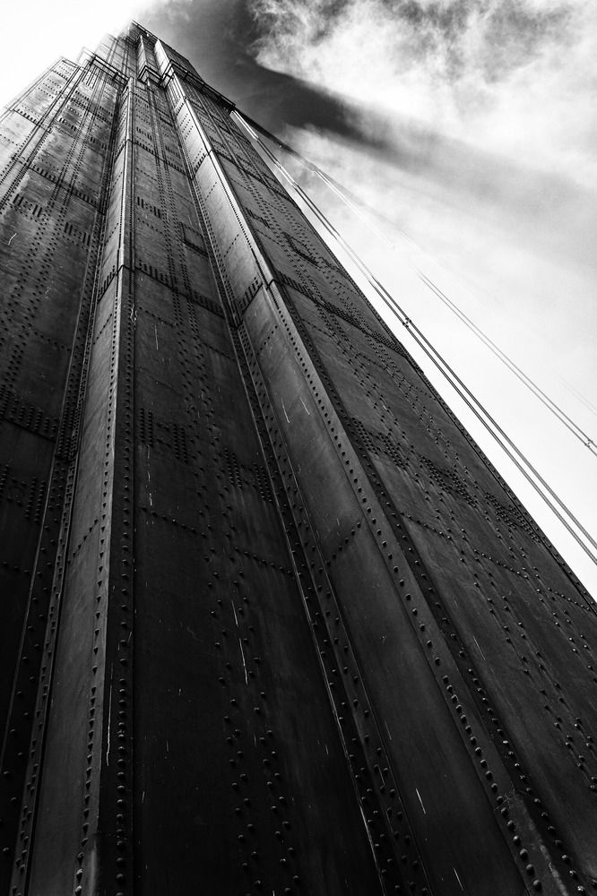 Golden Gate Bridge - Pillar4 B&W
