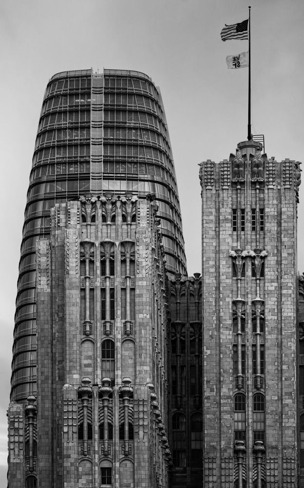 Salesforce Tower2 b&w