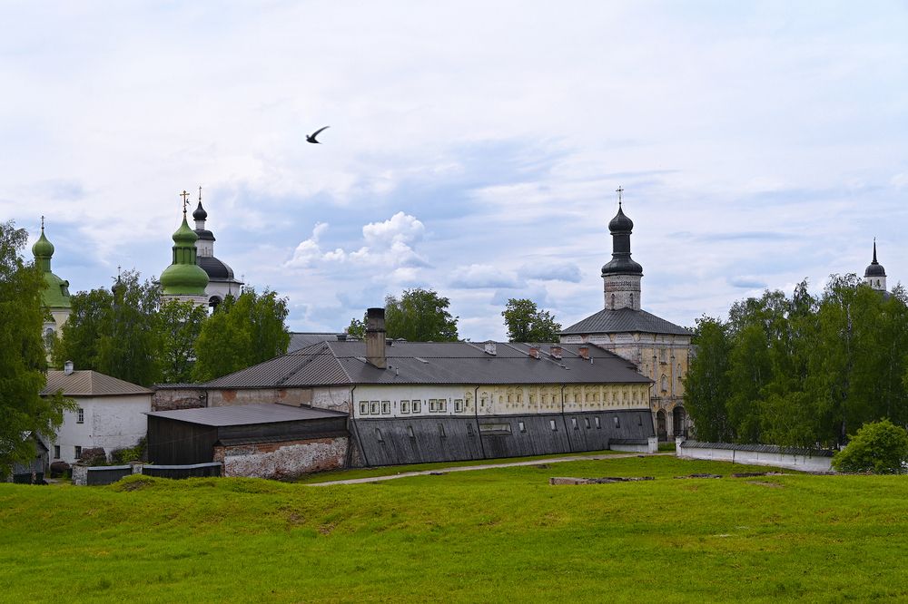На древних стенах