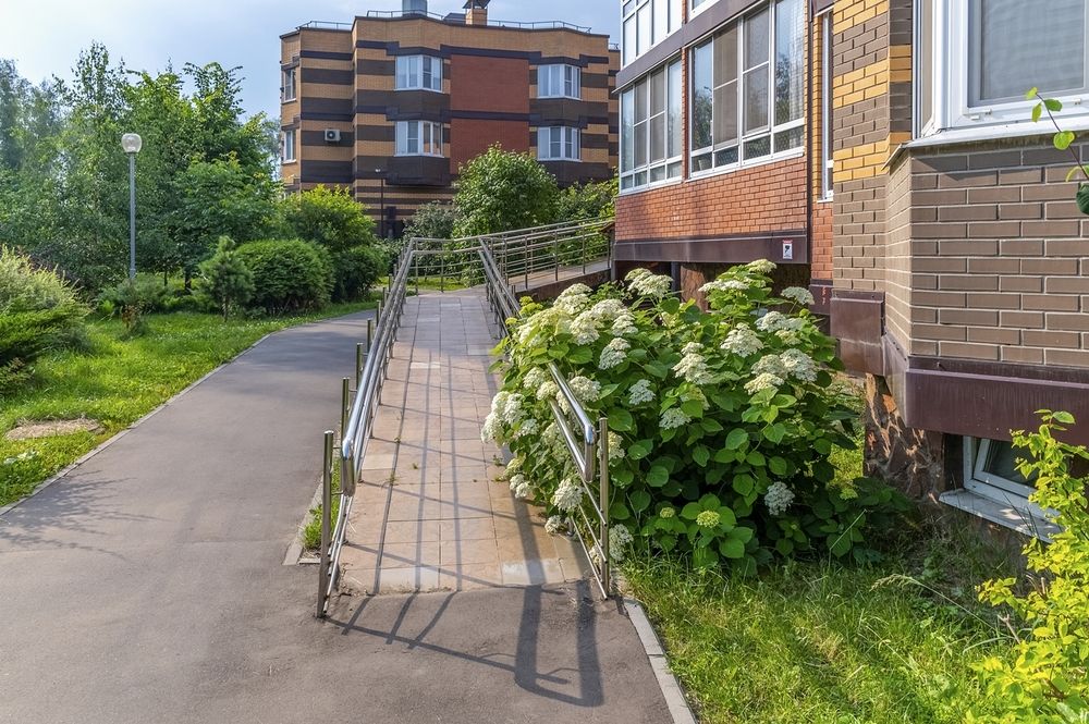 На улице Потаповская роща