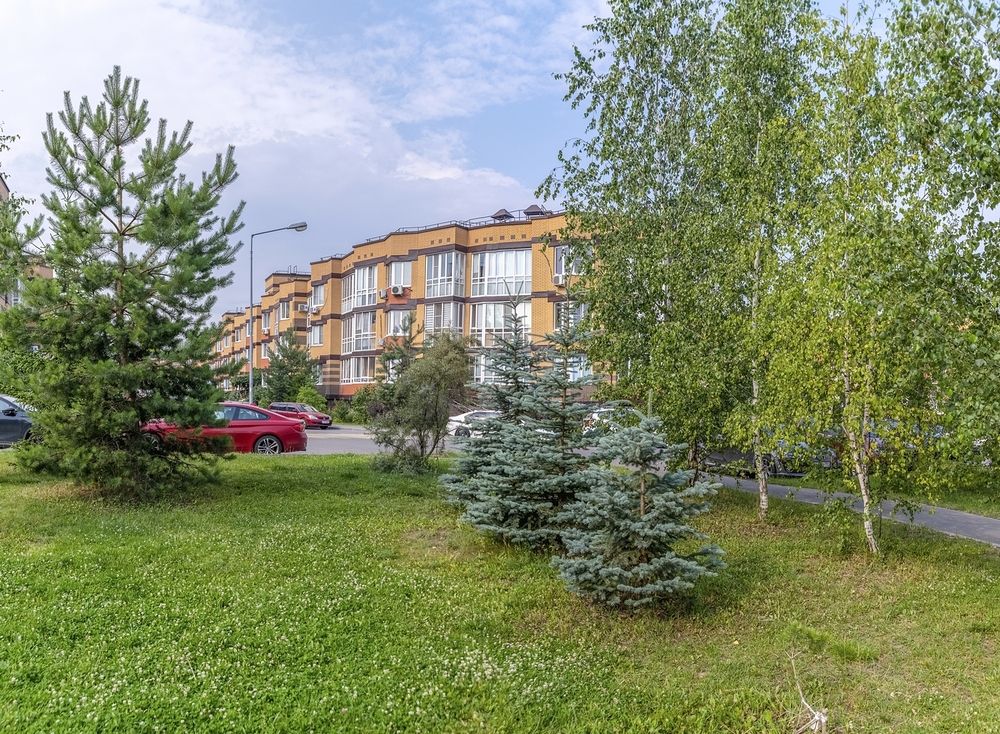 На улице Потаповская роща
