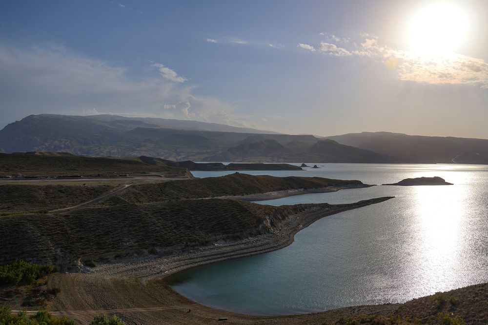 Чиркейское водохранилище..