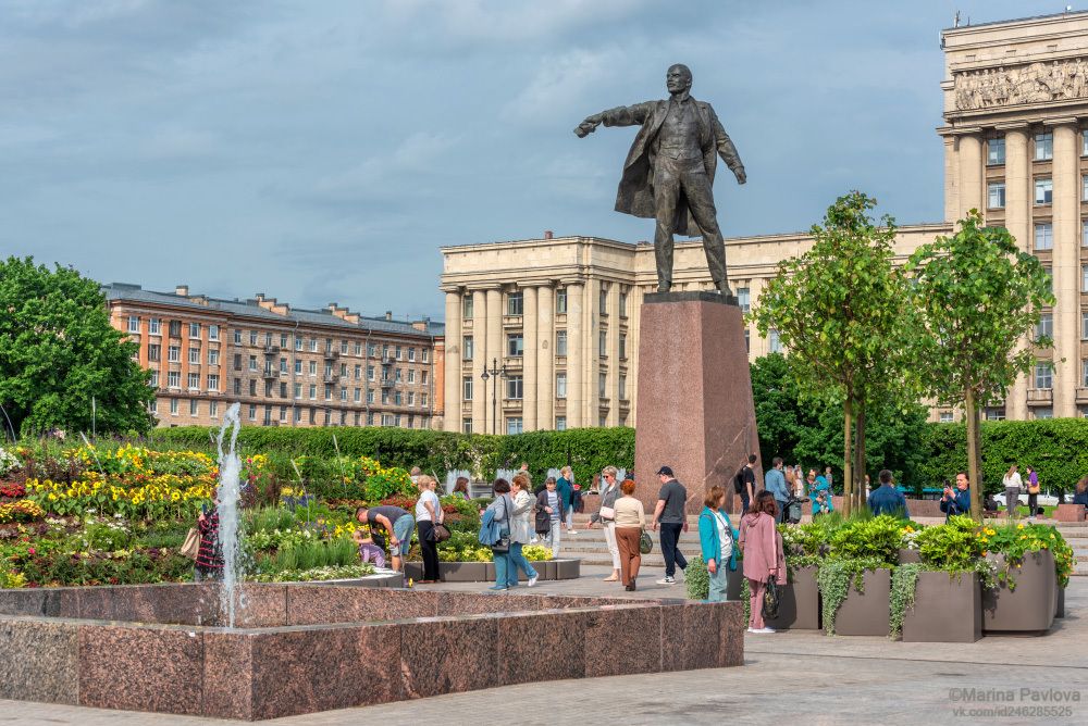 Сад-трансформер на Московской площади