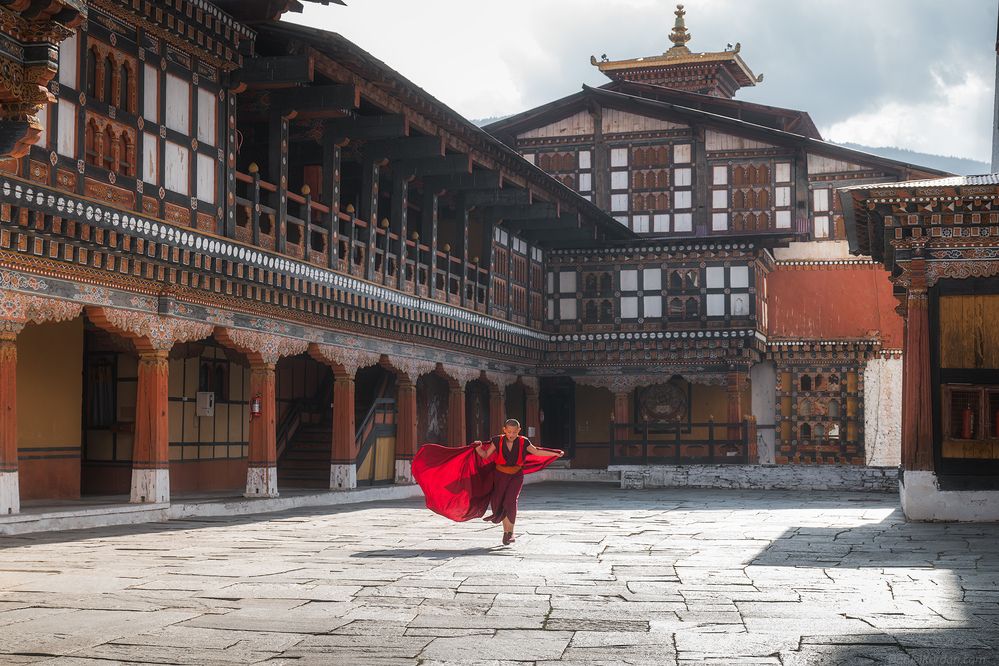 Bhutan monks