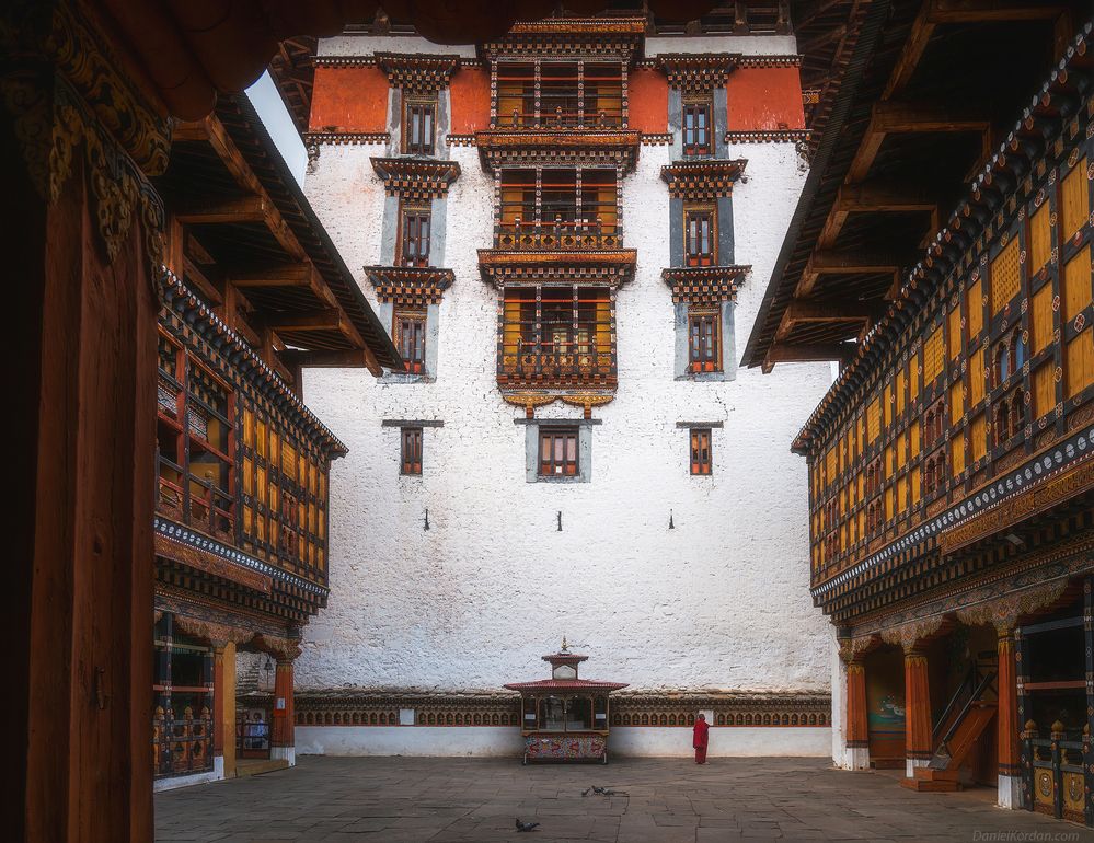 Bhutan monks