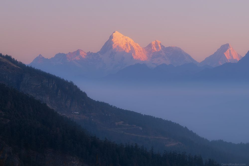 Mountain kingdom Bhutan 