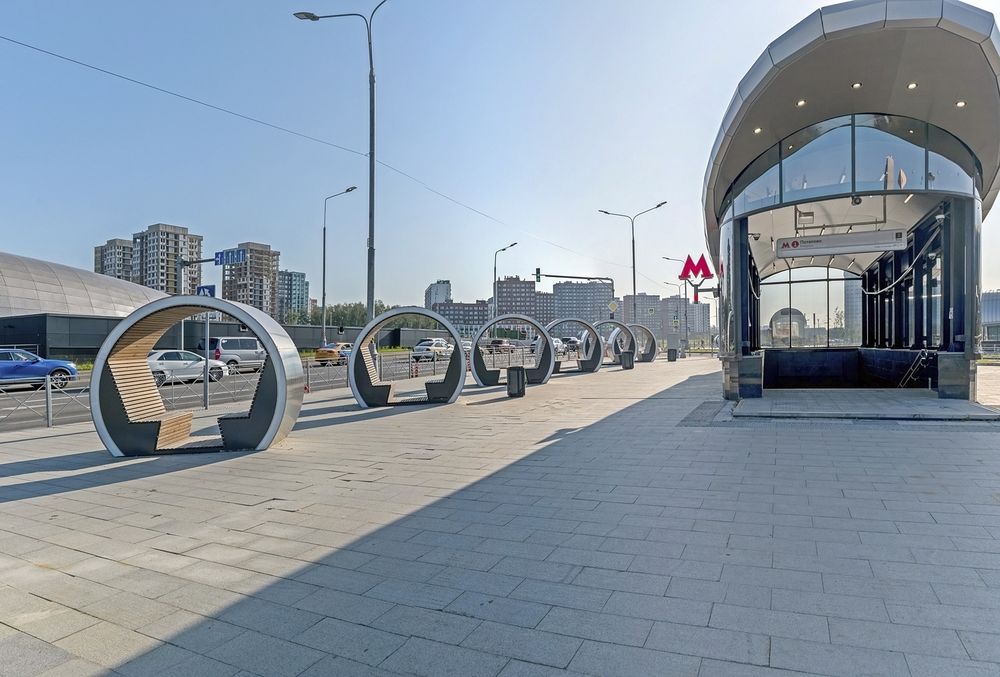 Станция метро  Потапово