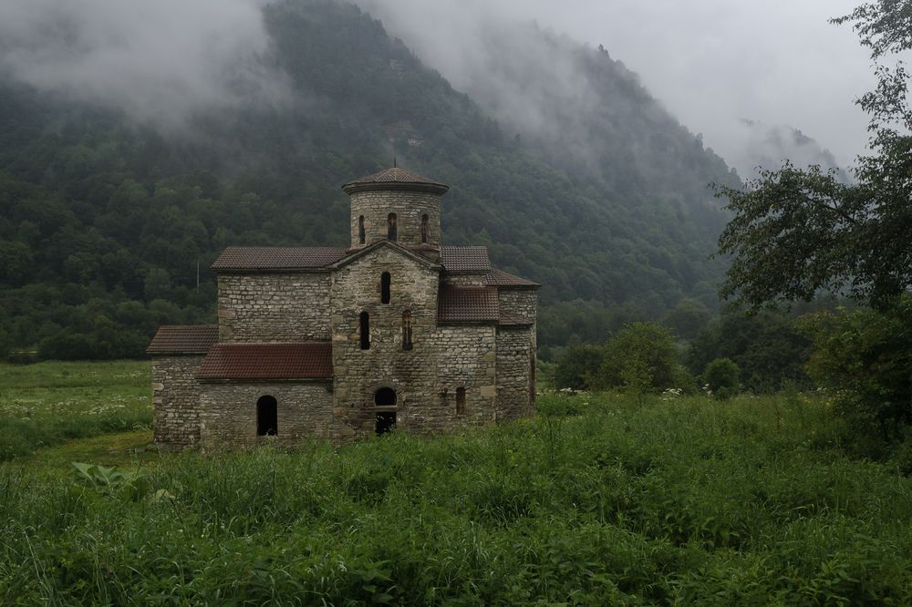 Средний Зеленчукский храм.