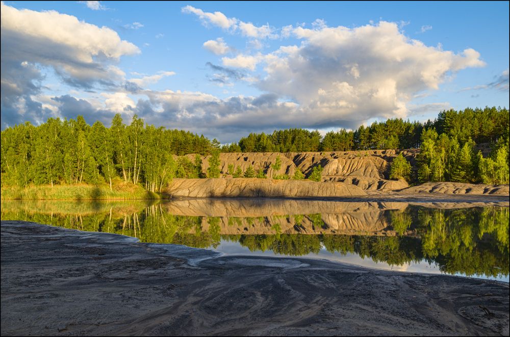 Первое солнце на крутом берегу