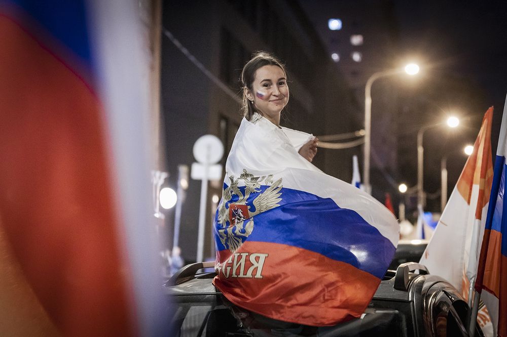 Ночной автопробег в честь празднования Дня флага России, ночь с 21го на 22е августа 2025, Москва, Canon 6rm2+Canon 16-35/2.8+Canon 70-200/2.8 II