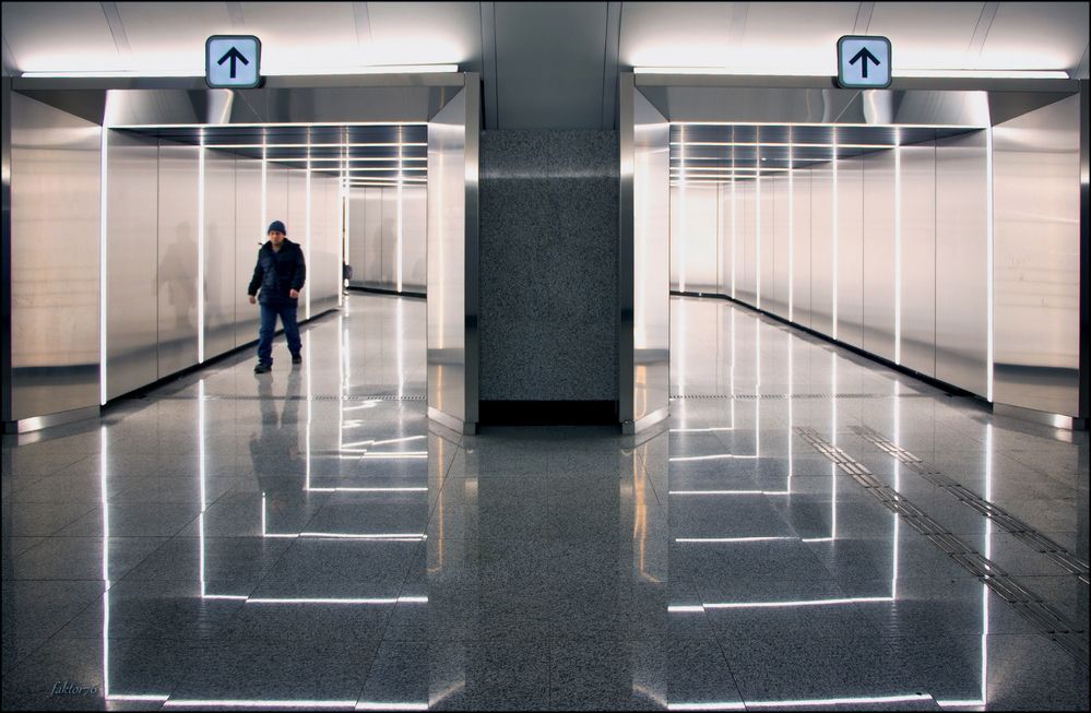 станция метро Рижская. Москва