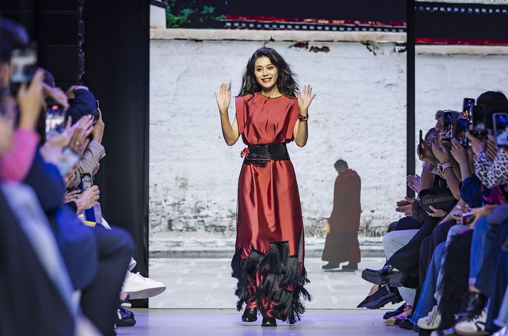 Moscow Fashion Week, Subai, China