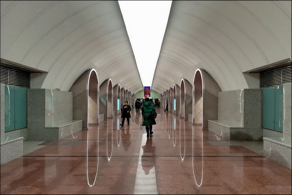станция метро Рижская. Москва