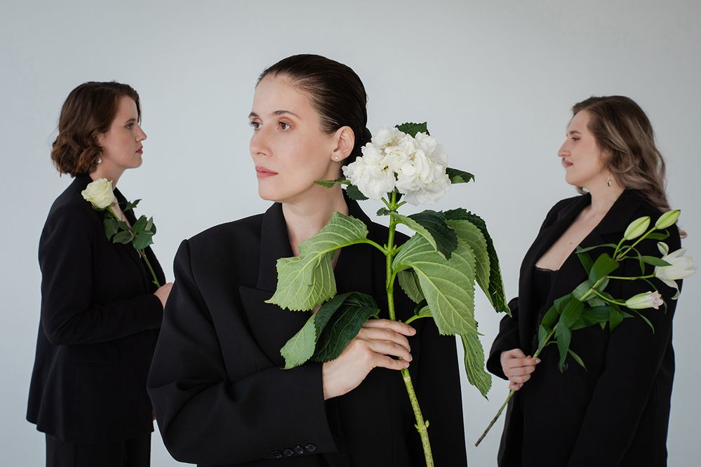 NOĒSIS TRIO